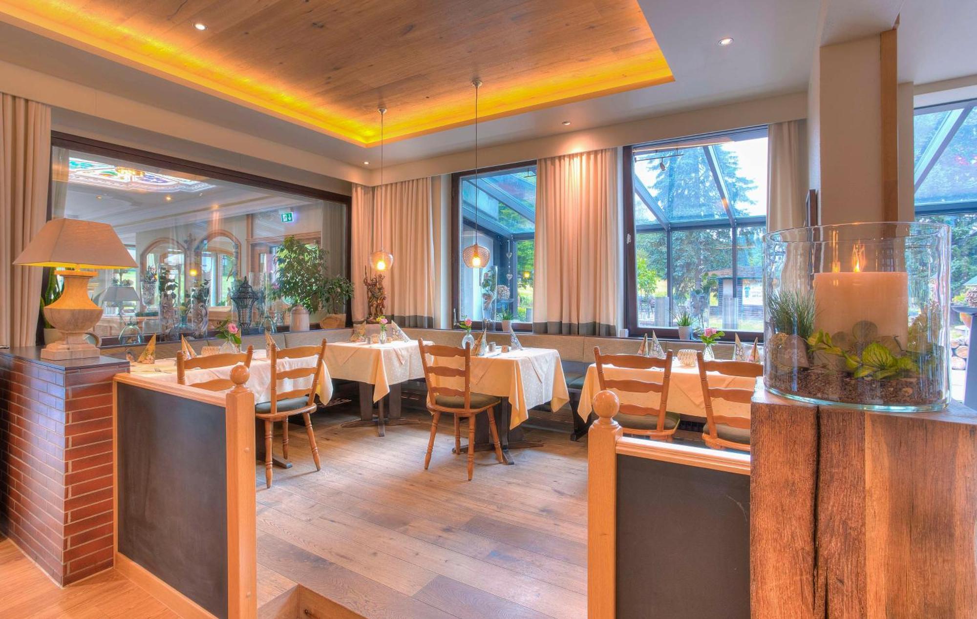 Best Western Hotel Brunnenhof Weibersbrunn Εξωτερικό φωτογραφία