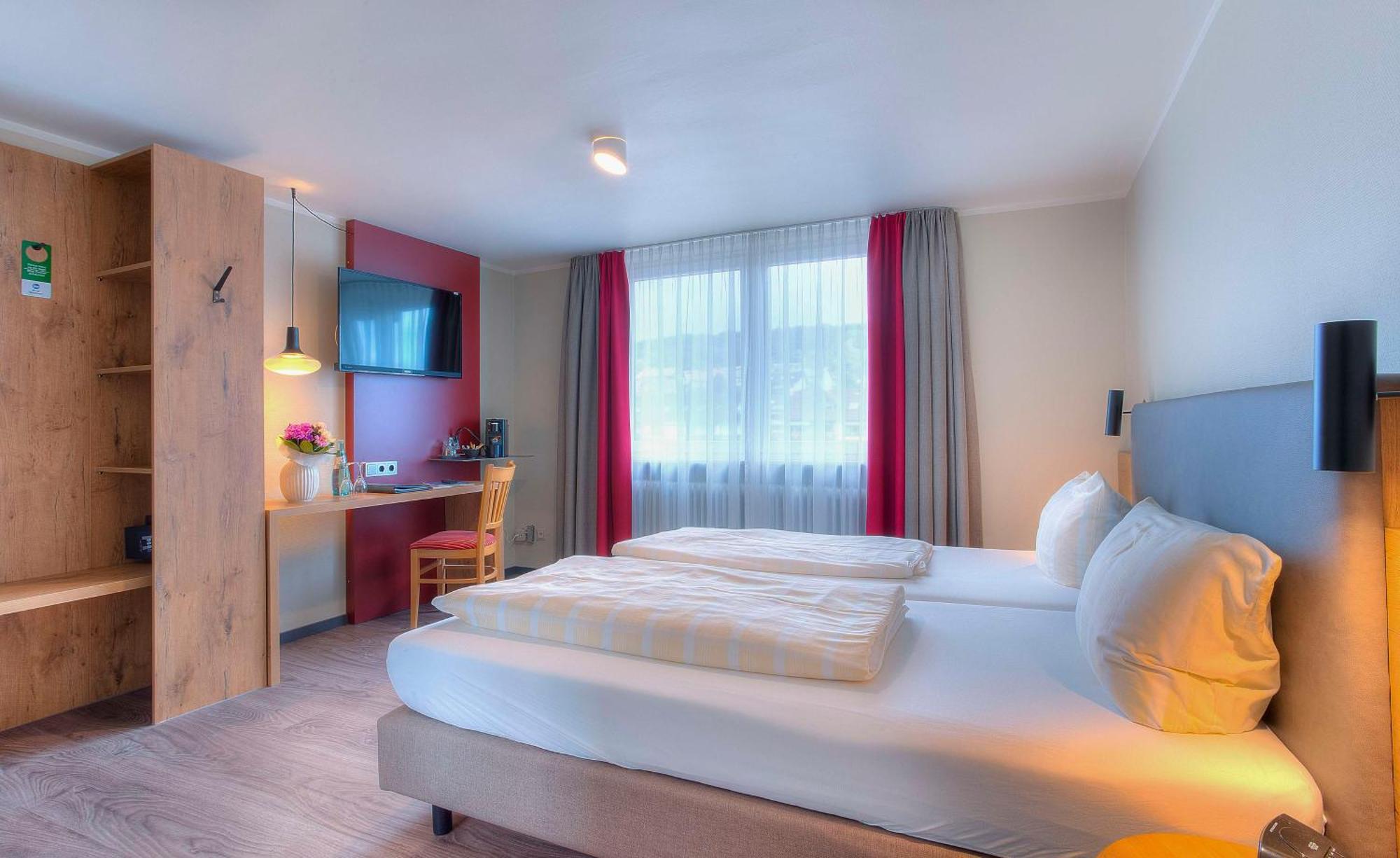 Best Western Hotel Brunnenhof Weibersbrunn Εξωτερικό φωτογραφία