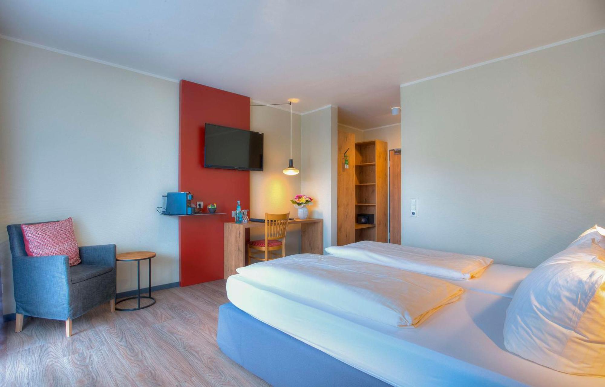 Best Western Hotel Brunnenhof Weibersbrunn Εξωτερικό φωτογραφία