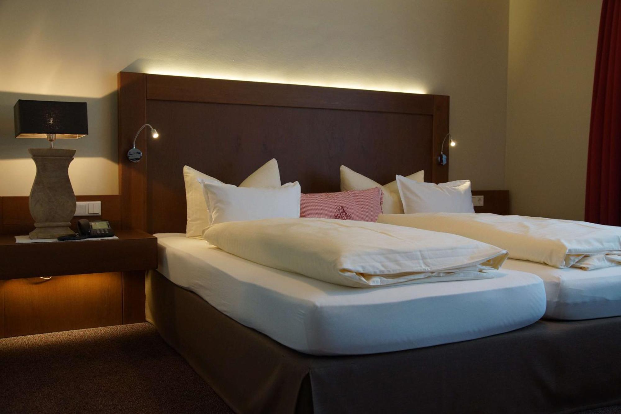 Best Western Hotel Brunnenhof Weibersbrunn Εξωτερικό φωτογραφία